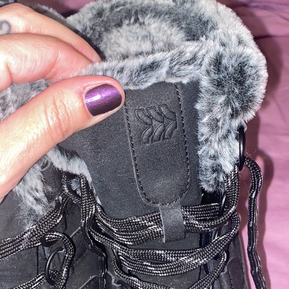 Winter boots size 6 - Picture 2 of 5